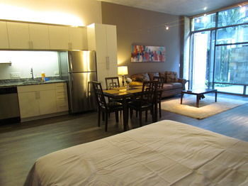 Pelican Spacious Suites Near Staple Center La Hotel Los Angeles